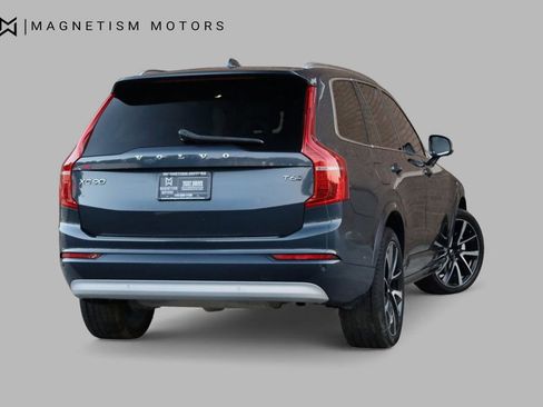 Used 2022 Volvo XC90 T6 Momentum w/ Advanced Package image 7
