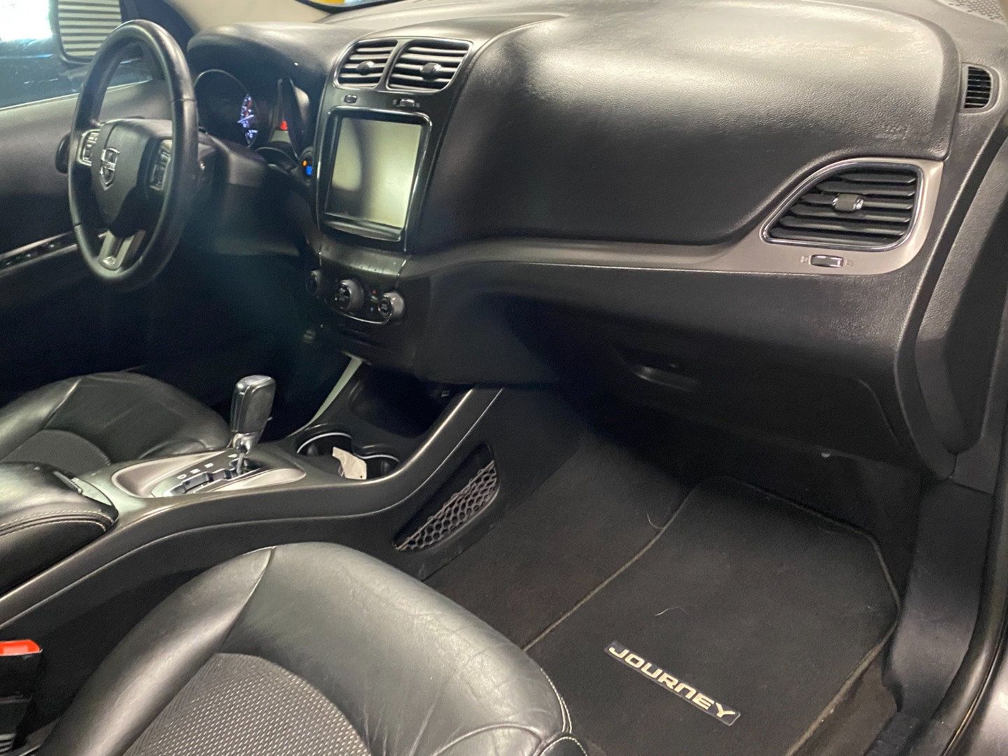 Used 2016 Dodge Journey Crossroad FWD image 12