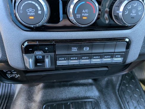 New 2026 RAM 5500 Tradesman AWD/4WD image 28