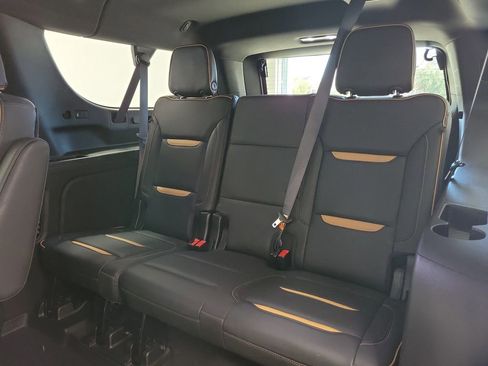 Used 2021 GMC Yukon XL AT4 w/ AT4 Premium Plus Package image 14