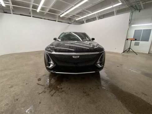 Certified 2024 Cadillac Lyriq Luxury w/ LPO, Floor Liner Package image 9