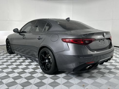 Used 2023 Alfa Romeo Giulia Sprint RWD image 6