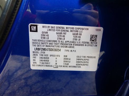 Used 2025 Buick Envision Avenir AWD/4WD image 21