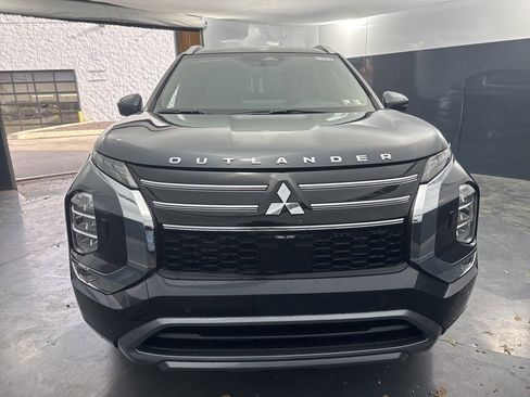 New 2025 Mitsubishi Outlander SEL image 8