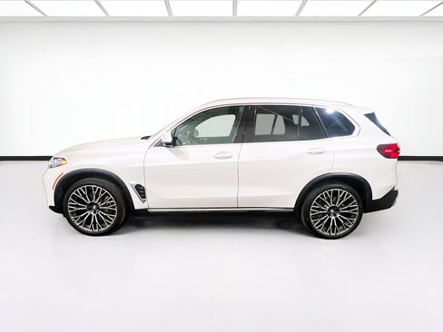 Used 2024 BMW X5 sDrive40i w/ Premium Package image 25