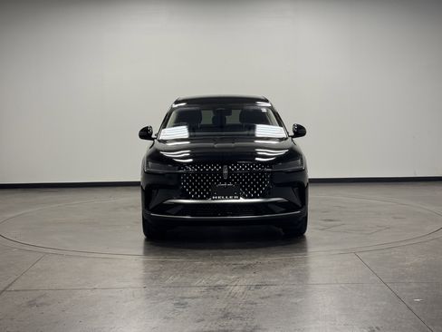 New 2026 Lincoln Nautilus Premier image 3