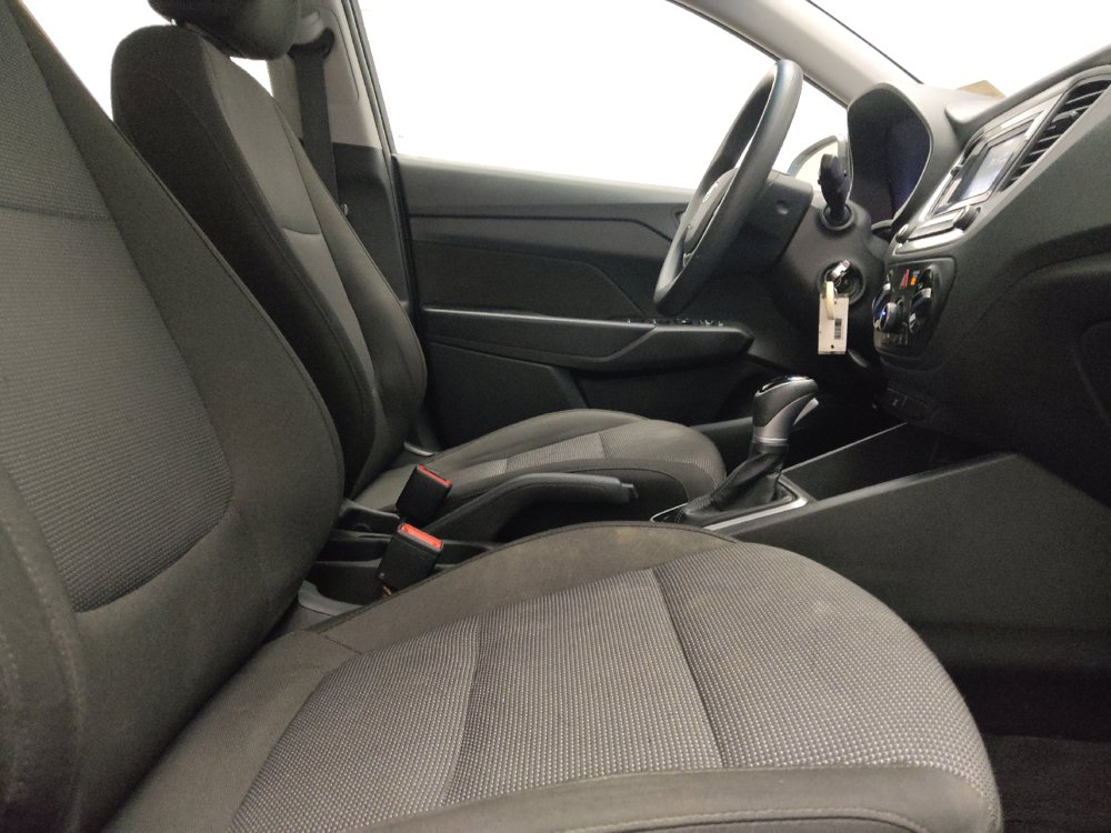 Used 2022 Hyundai Accent SE FWD image 21