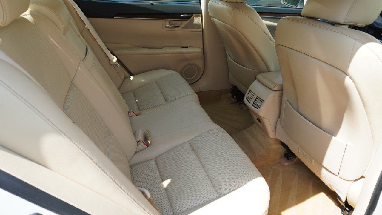Used 2013 Lexus ES 350 FWD image 12