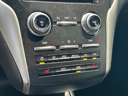 Used 2019 Lincoln MKC Premiere FWD image 34