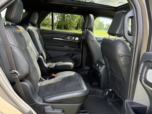 New 2026 Ford Explorer Tremor w/ Tremor Ultimate Package AWD/4WD image 33