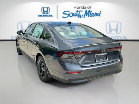 New 2025 Honda Accord SE image 4