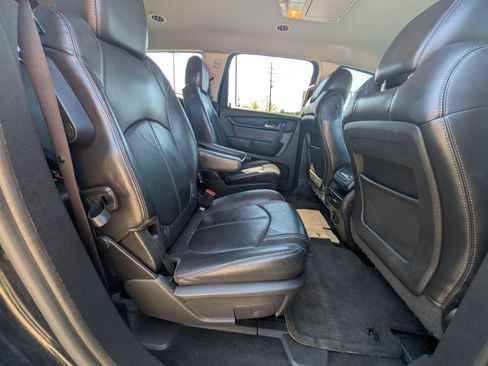Used 2014 Chevrolet Traverse LT AWD/4WD image 40