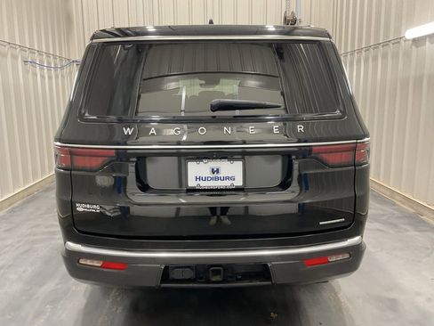 Used 2022 Jeep Wagoneer Series III image 24