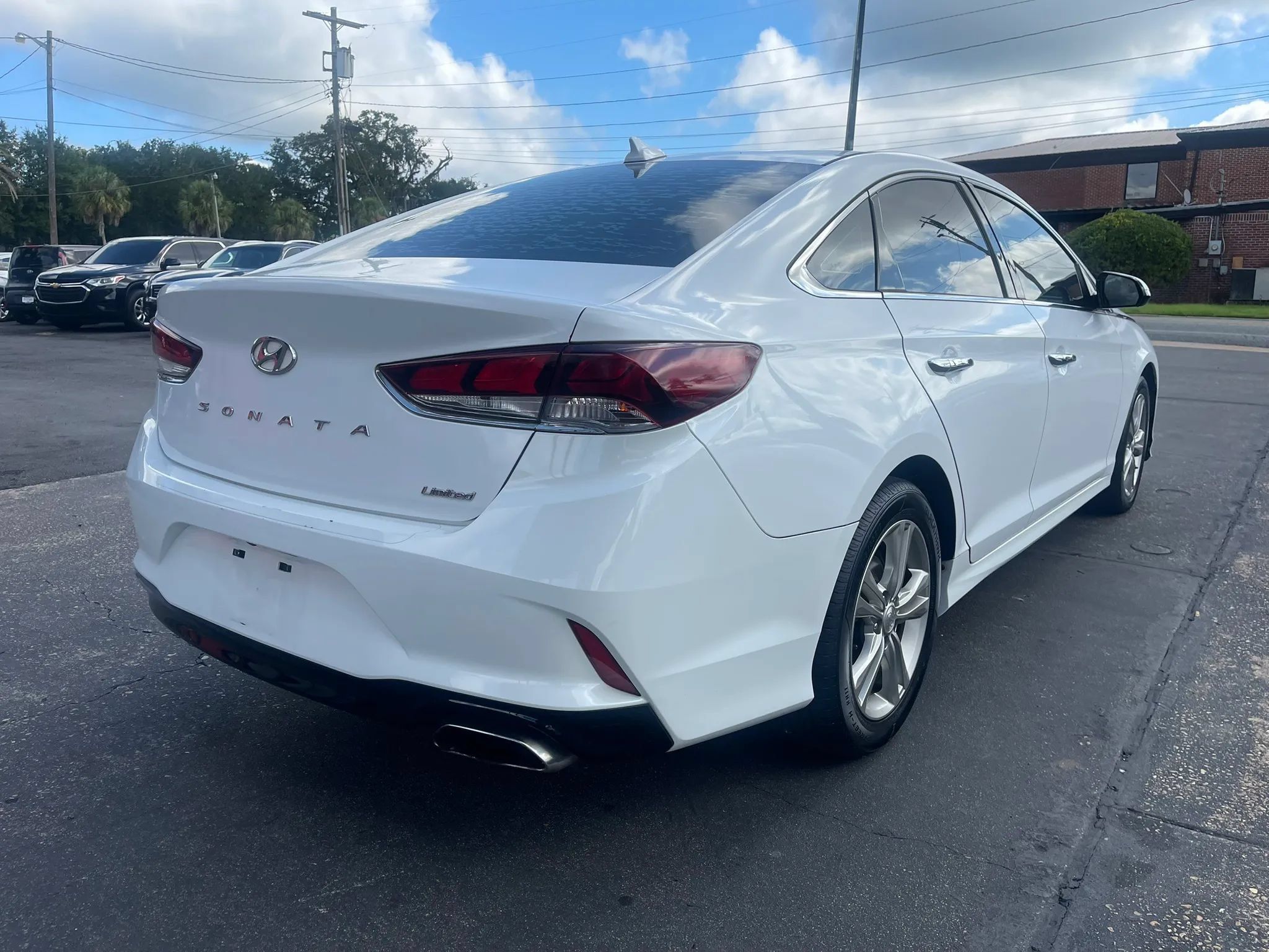 Used 2019 Hyundai Sonata Limited FWD image 4