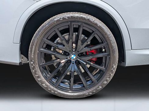 Used 2024 BMW X5 M60i AWD/4WD image 11