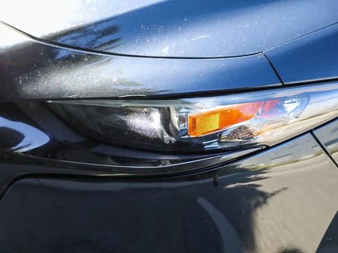 Used 2021 MAZDA MAZDA3 s image 7