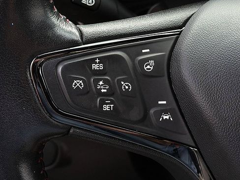 Used 2022 Chevrolet Equinox RS w/ RS Leather Package FWD image 17