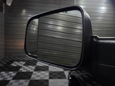 Used 2020 RAM 2500 Tradesman w/ Chrome Appearance Group image 34