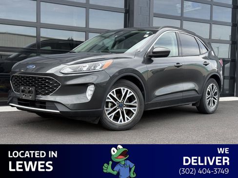 Used 2020 Ford Escape SEL image 1