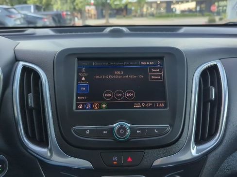 Used 2023 Chevrolet Equinox LT image 6