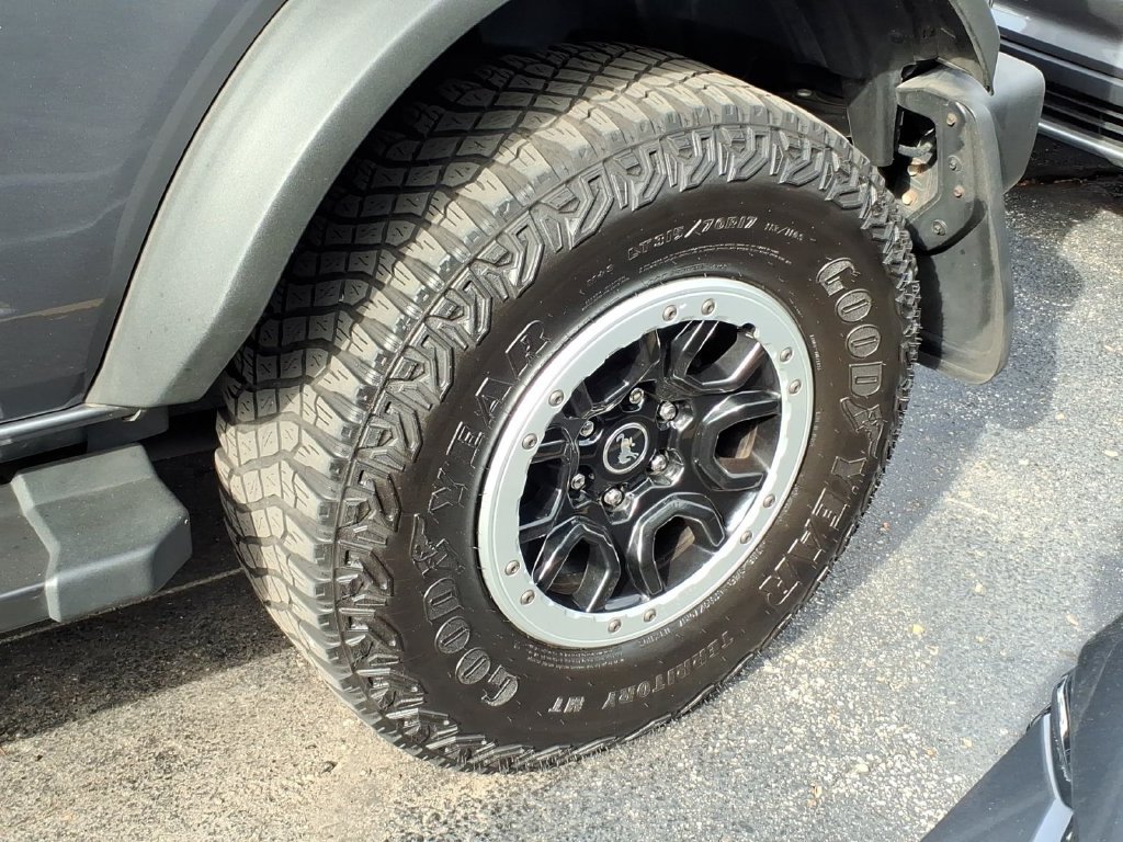 Certified 2023 Ford Bronco Outer Banks w/ Sasquatch Package AWD/4WD image 36