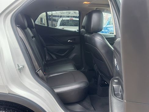 Used 2019 Buick Encore Sport Touring w/ Safety Package image 19