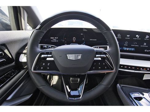 New 2026 Cadillac Optiq Luxury 1 image 13