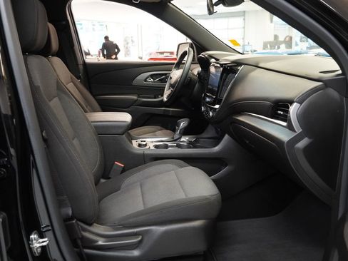 Certified 2023 Chevrolet Traverse LT FWD image 29