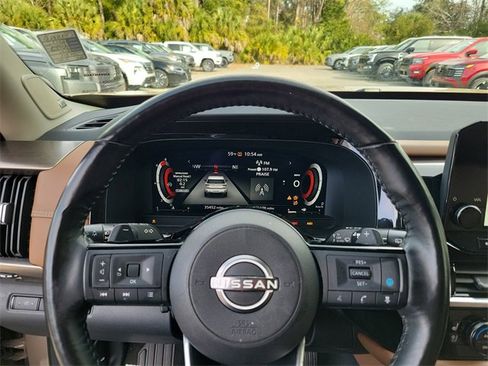 Used 2023 Nissan Pathfinder Platinum w/ Lighting Package (N93) image 16