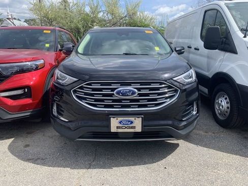 Used 2020 Ford Edge SEL w/ Convenience Package image 3