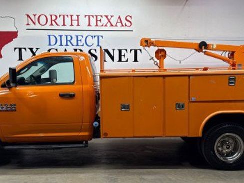 Used 2017 RAM 3500 Tradesman w/ Power & Remote Entry Group RWD image 9