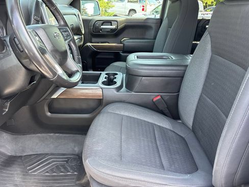 Used 2022 Chevrolet Silverado 1500 LT Trail Boss w/ Convenience Package II AWD/4WD image 14