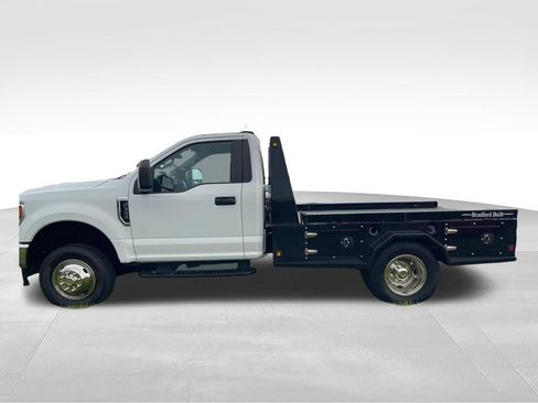Used 2022 Ford F350 XL w/ XL Value Package AWD/4WD image 2