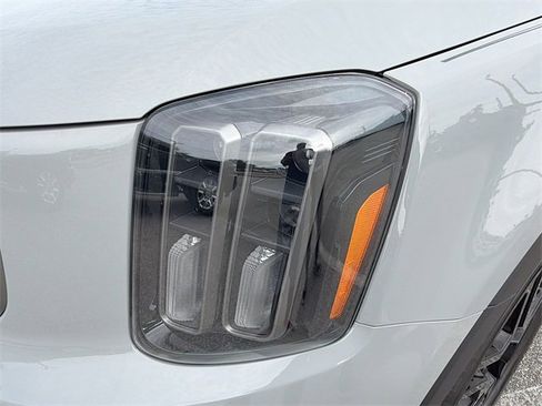 Used 2023 Kia Telluride SX Prestige X-Line image 10
