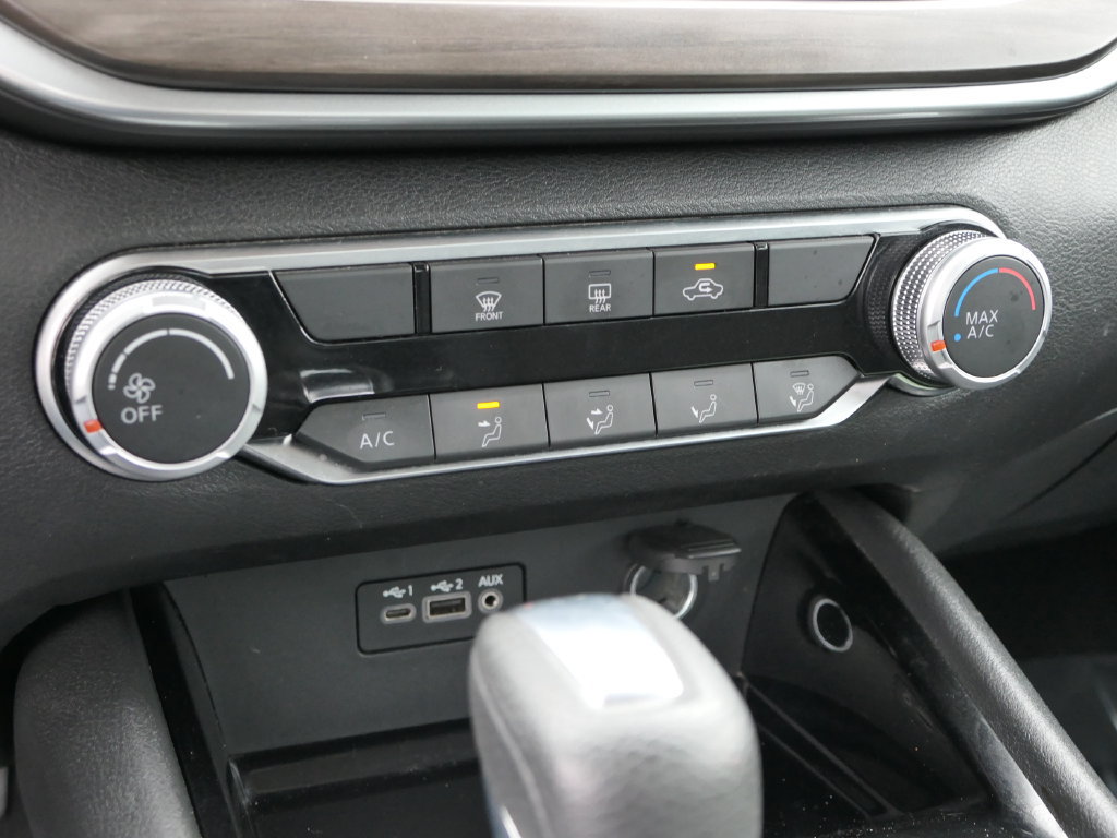Used 2024 Nissan Altima 2.5 SV FWD image 18