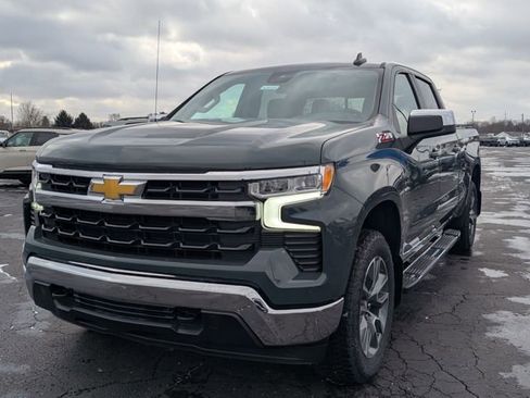 New 2026 Chevrolet Silverado 1500 LT image 3
