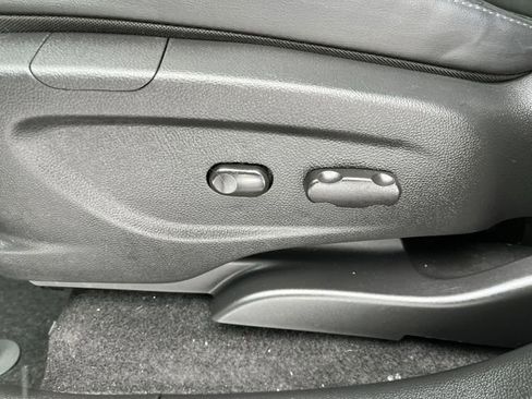 Used 2022 Buick Encore Preferred w/ Safety Package image 16