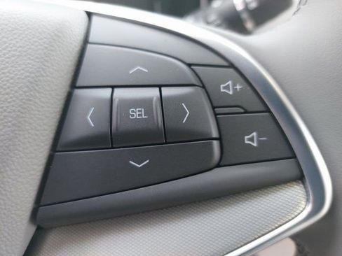 Used 2025 Cadillac XT5 Premium Luxury w/ LPO, Floor Liner Package image 19