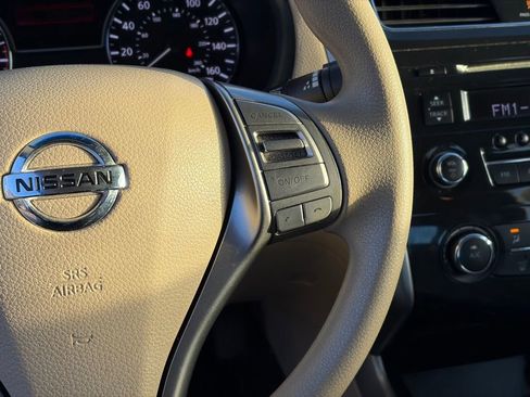 Used 2015 Nissan Altima 2.5 S w/ Power Driver Seat Package image 16