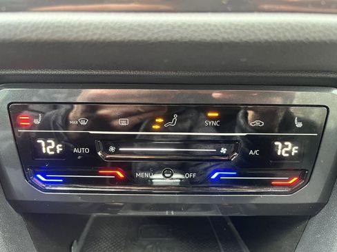 Used 2022 Volkswagen Tiguan SE R-Line image 29