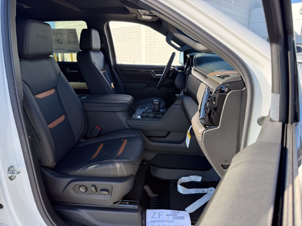 New 2026 GMC Sierra 1500 AT4 w/ AT4 Premium Package AWD/4WD image 29