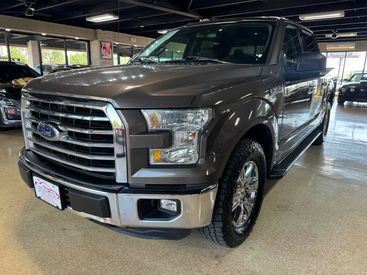 Used 2016 Ford F150 XLT w/ Equipment Group 302A Luxury RWD image 3