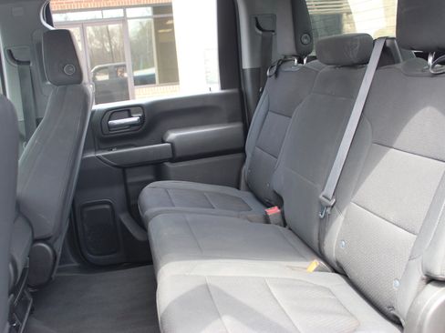 Used 2020 Chevrolet Silverado 2500 Custom w/ Custom Value Package image 25