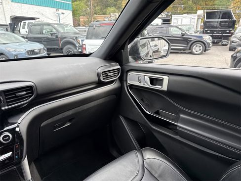 Used 2022 Ford Explorer ST w/ Equipment Group 401A image 13