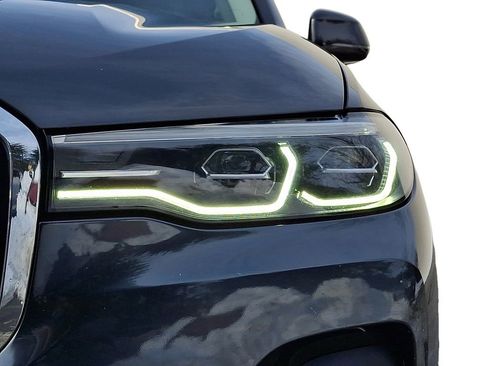 Used 2020 BMW X7 xDrive40i w/ Premium Package image 10