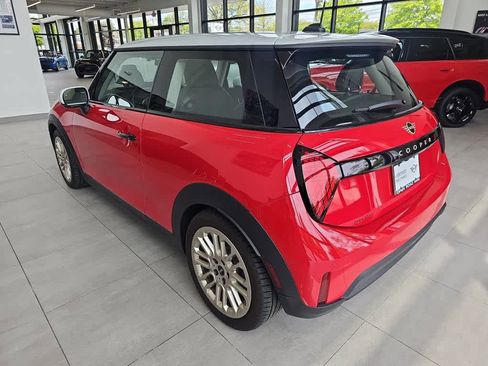 Certified 2025 MINI Cooper S FWD image 9
