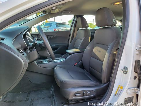 Used 2020 Chevrolet Malibu LS w/ Driver Confidence Package II FWD image 9