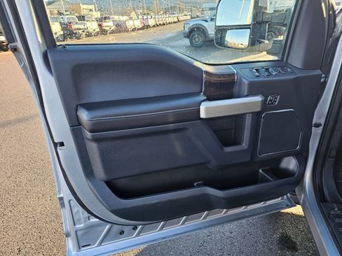 Used 2022 Ford F350 Lariat w/ FX4 Off-Road Package image 15