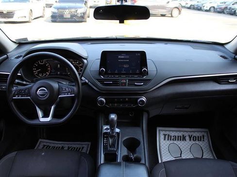 Used 2020 Nissan Altima 2.5 S FWD image 13