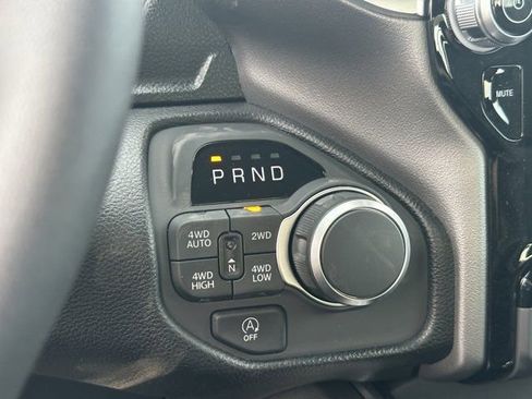 New 2026 RAM 1500 4x4 Crew Cab image 22